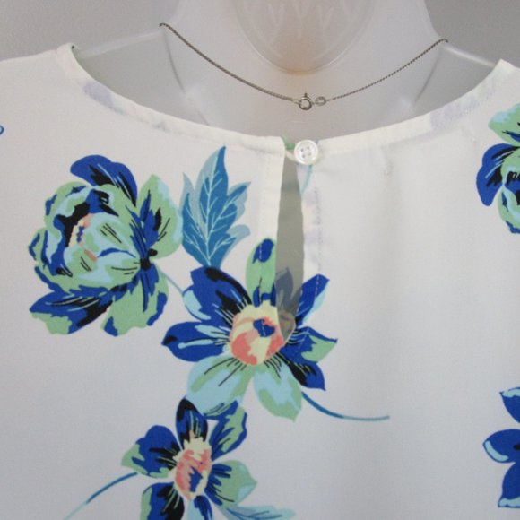 Van Heusen Floral Print Top - Picture 6 of 10